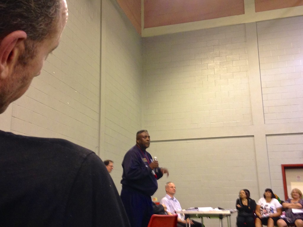Clasford Stirling speaks to Broadwater Farm residents © London Intelligence 2015