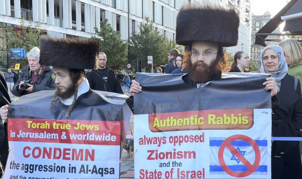 Rabbis condemn Zionist aggression in Gaza